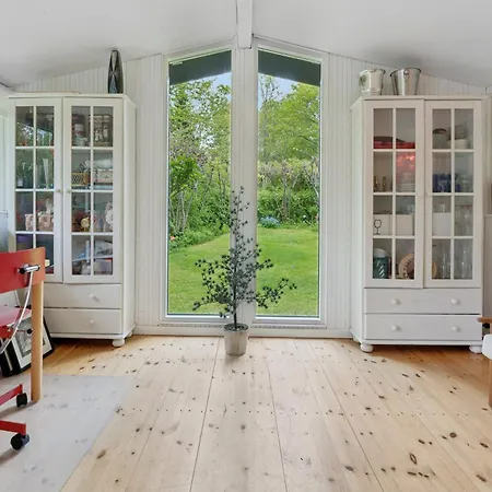 Nostalgic 1960s Idyll * Kulhuse