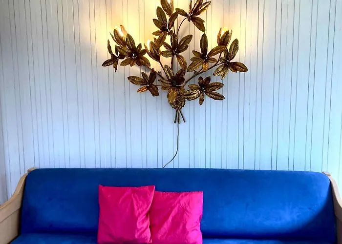 Nostalgic 1960s Idyll Дом отдыха *